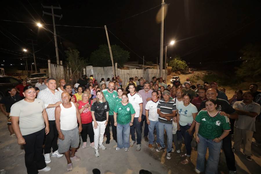 Supervisan encendido de 75 luminarias en la colonia Juanita Luna