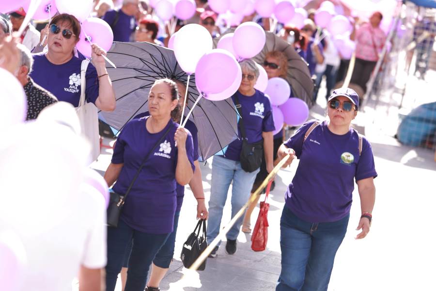Con caminata adultos mayores exigen respeto