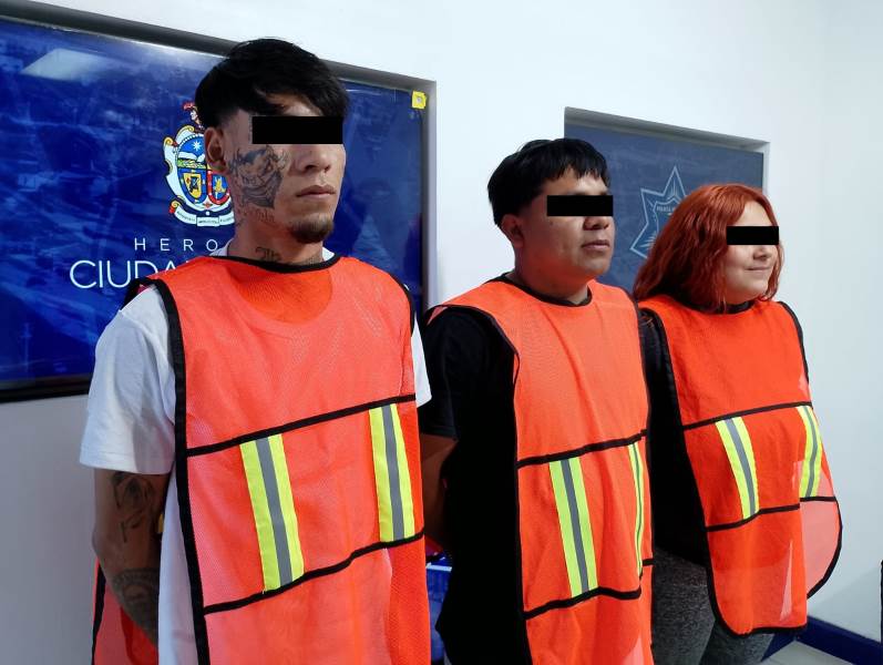 Detienen a tres personas por presunto robo en la zona Pronaf
