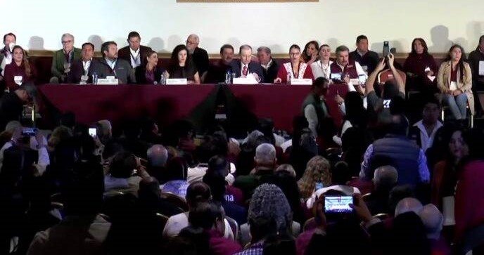 Morena llama a la unidad y fija reglas rumbo a 2027