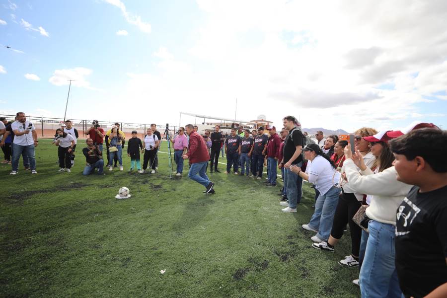 Entrega Municipio rehabilitación de centro deportivo del SNTSS