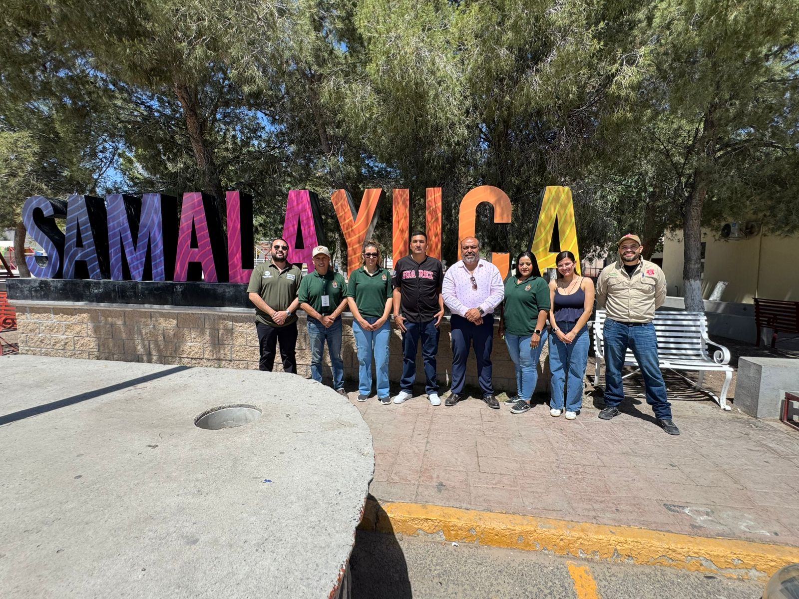 Realiza Ecología jornada de fumigación contra la garrapata en Samalayuca