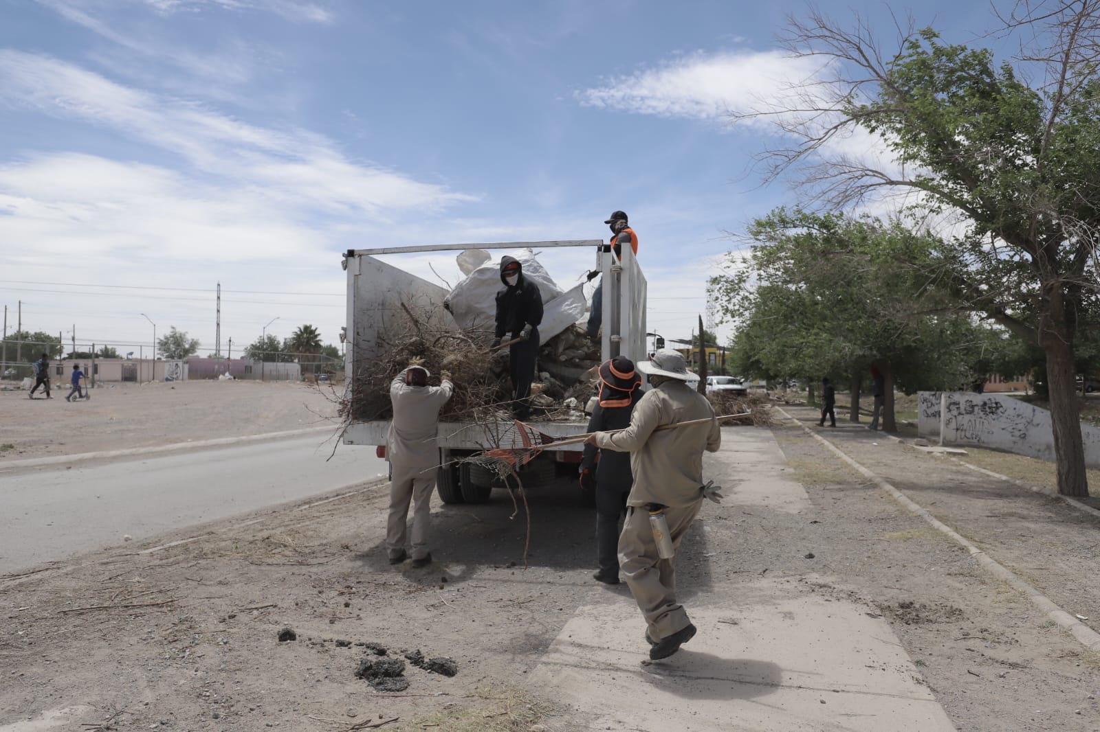Cuadrillas de Limpia preparan jornada “Juárez Amanece Limpio” en el suroriente