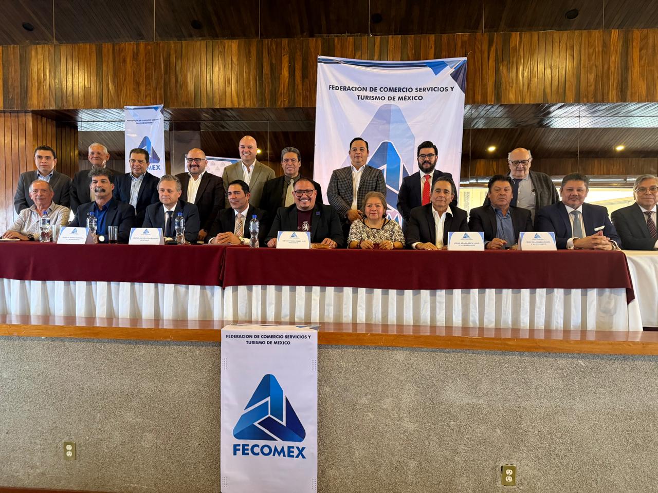 Eligen a Iván Pérez como presidente de FECOMEX.