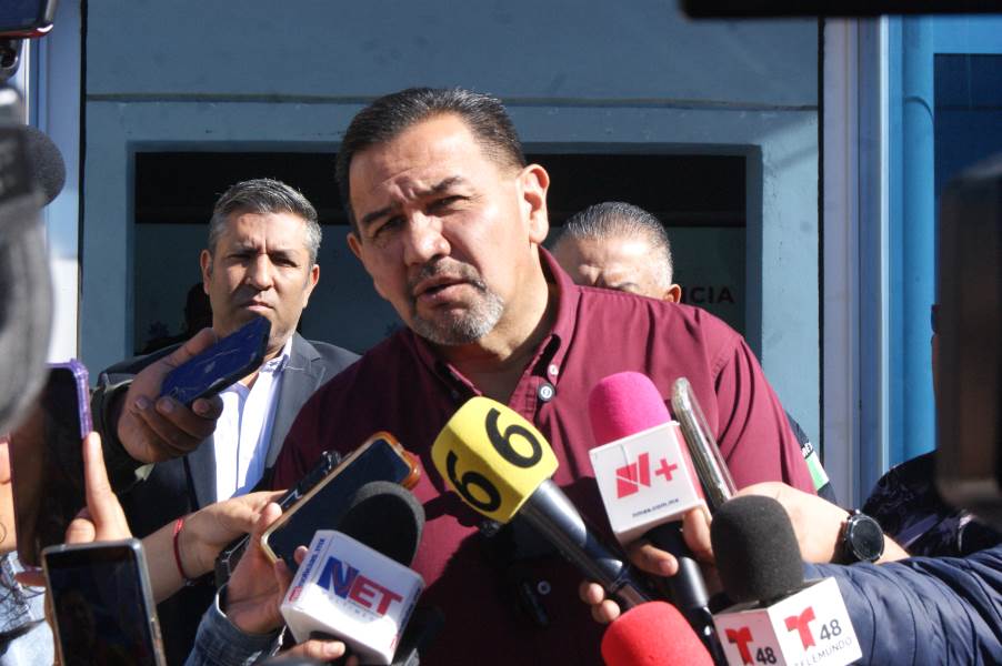 Considera municipio retiro de autos sin placas.