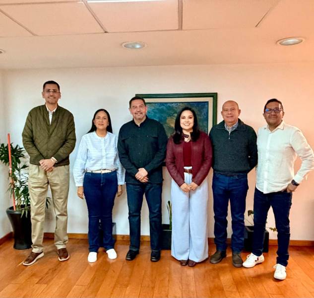 Alcalde de Ciudad Juárez compartió desayuno con líderes de Morena antes del Consejo Nacional