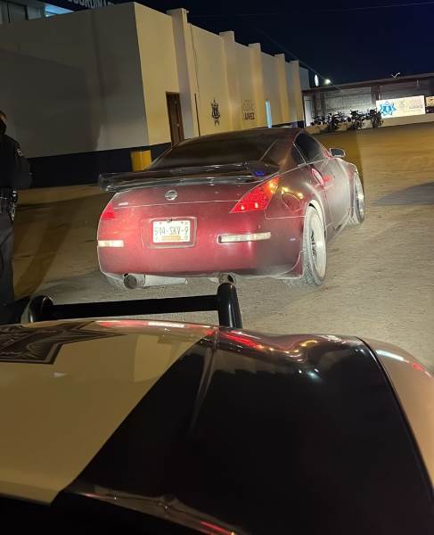 Asegura Seguridad Vial 8 vehículos por arrancones en El Chamizal