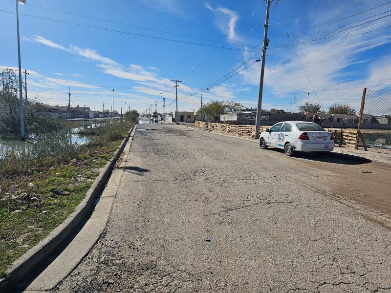 Resuelve JMAS taponamiento de drenaje en Villas de Alcalá