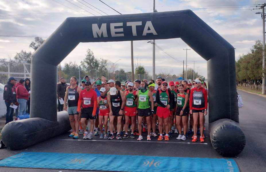 Tercer días de competencia de atletismo Master con marchistas prueba de 10 kilómetros