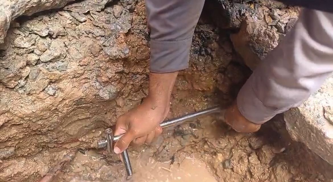 Detectan toma clandestina de agua en Misiones del Real; aplican multa de más de 56 mil pesos
