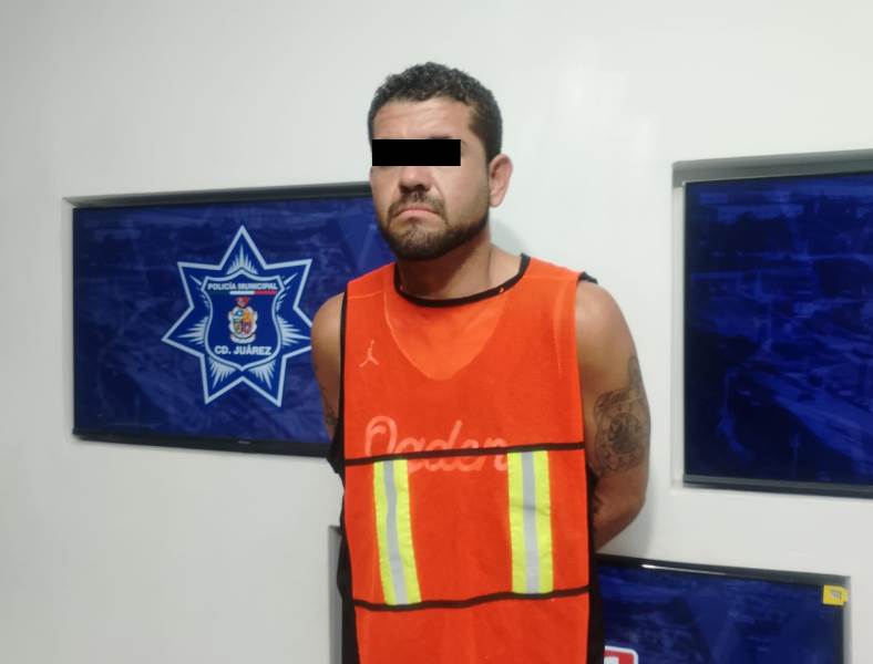Detienen a hombre con marihuana en la colonia Azteca; será investigado por colocación de mantas