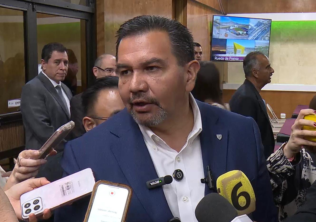 Es positiva la iniciativa de que los municipios adopten el sistema de transporte público.