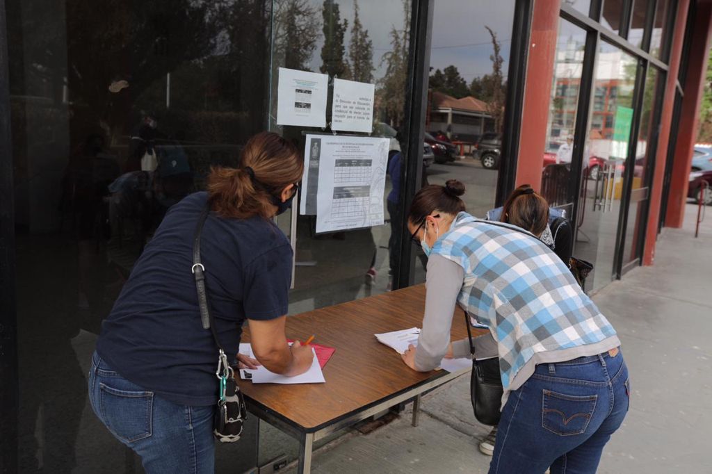 Hoy ultimo dia para recoger beca  escolar