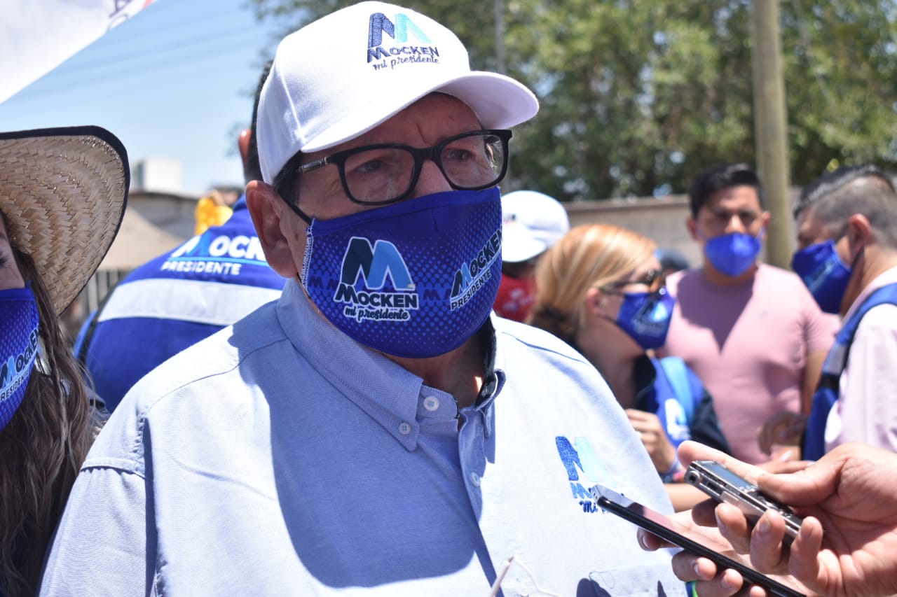        Mocken: Estoy listo y respeto a todos, pero si me atacan no estoy manco.