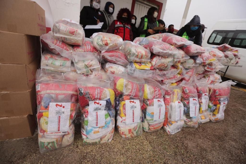 Entrega Presidente Municipal apoyos alimenticios a pepenadores