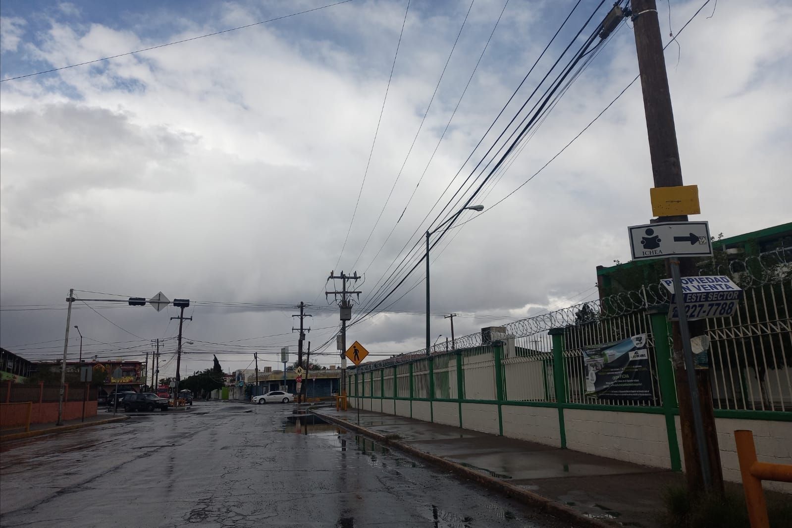 Emiten alerta amarilla por lluvia
