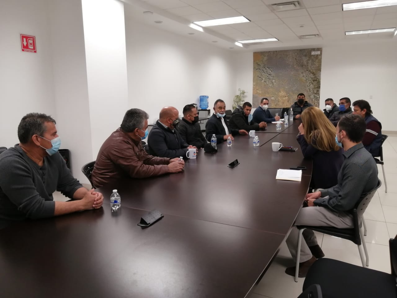 Termina manifestación luego de  negociaciones entre autoridades y 